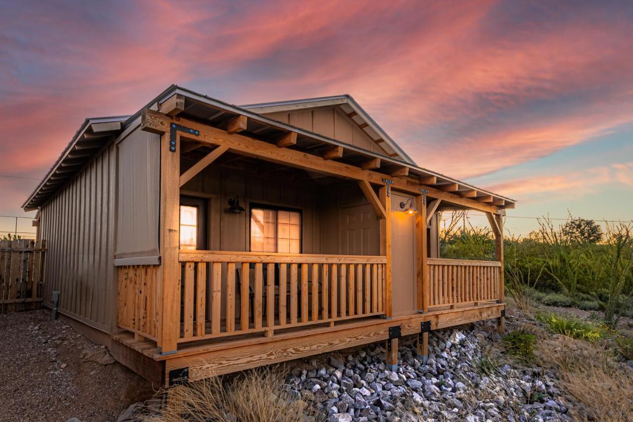 Miners Cabin #4 - King Bed - Private Balcony With Views Tombstone Exteriör bild